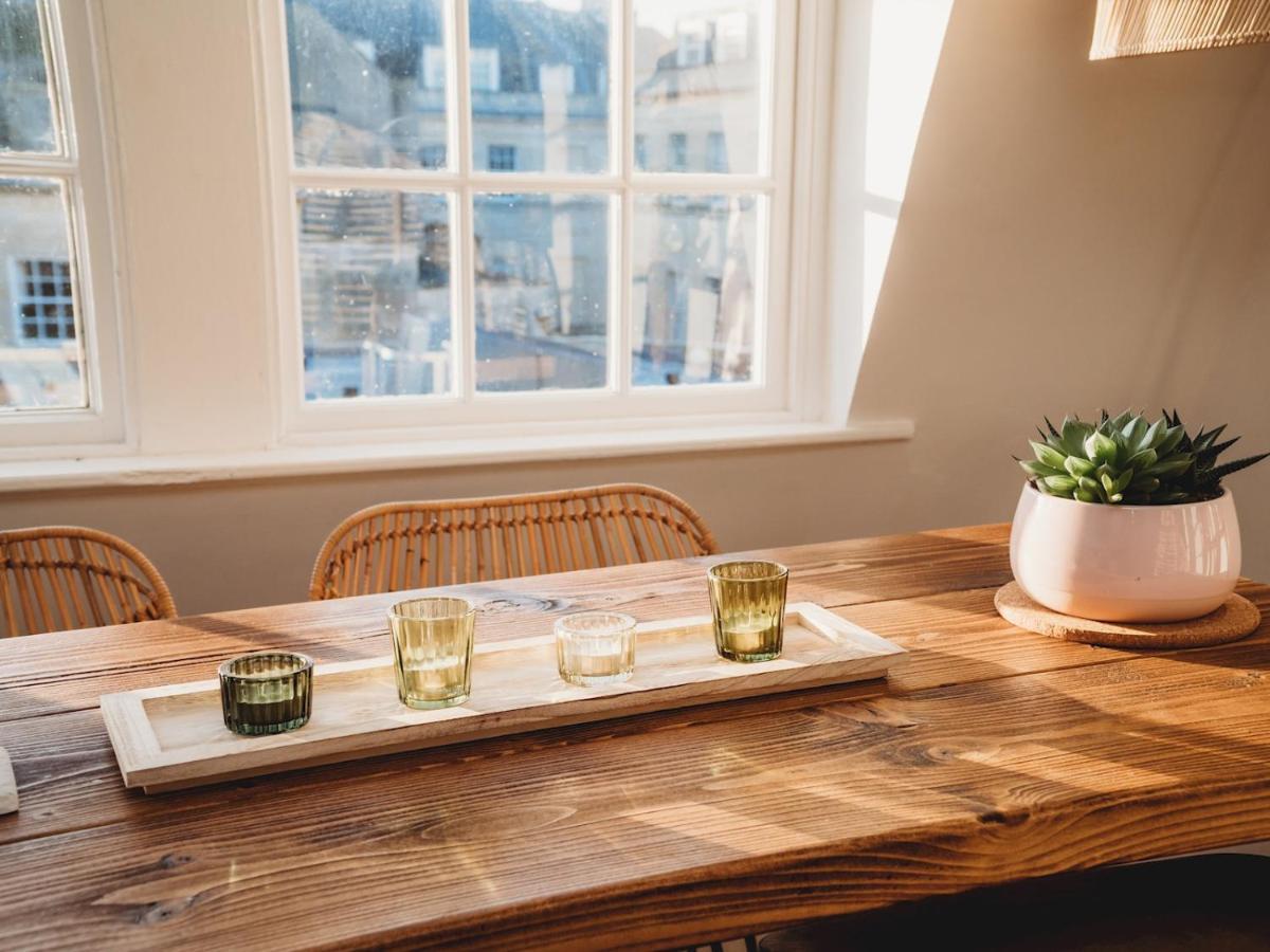 Pass The Keys Stylish 2 Bed Eco Flat In The Heart Of Bath Apartment Exterior photo
